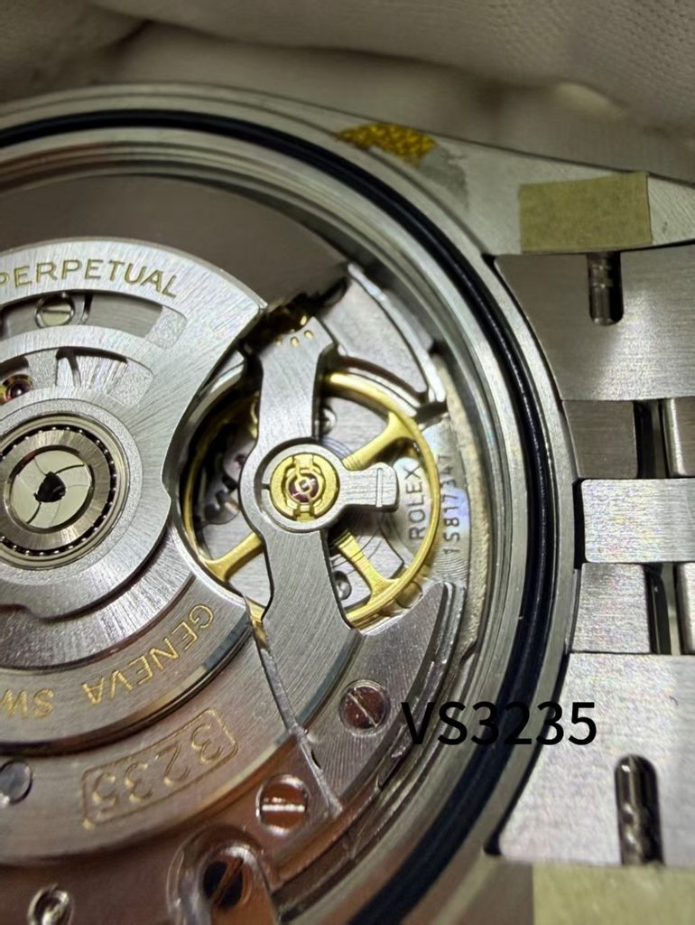 VS3235