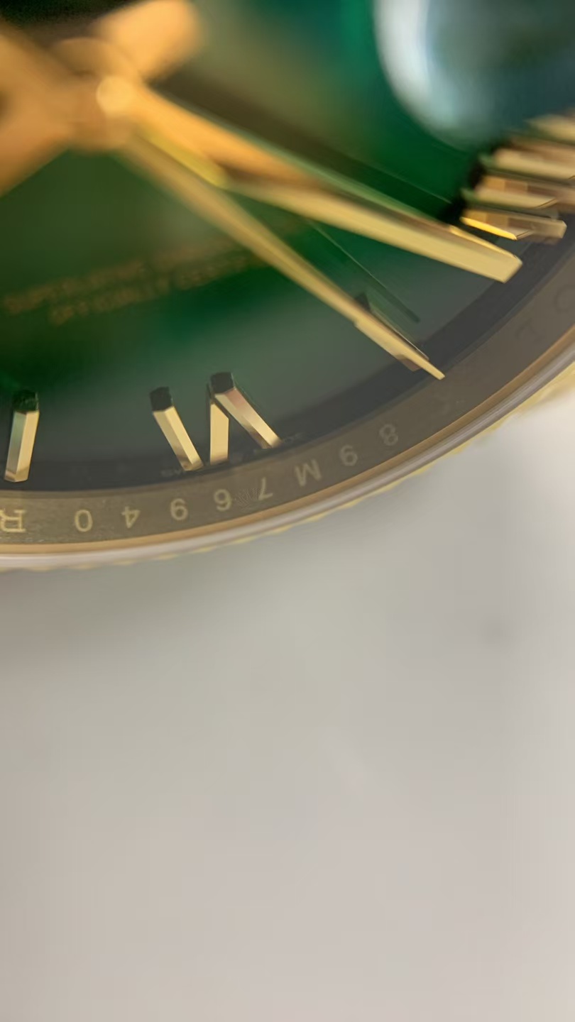 (image for) RCF Rolex Day-Date Gain Weight Yellow Gold Case Ombre Green Dial Super Clone 3255 Movement
