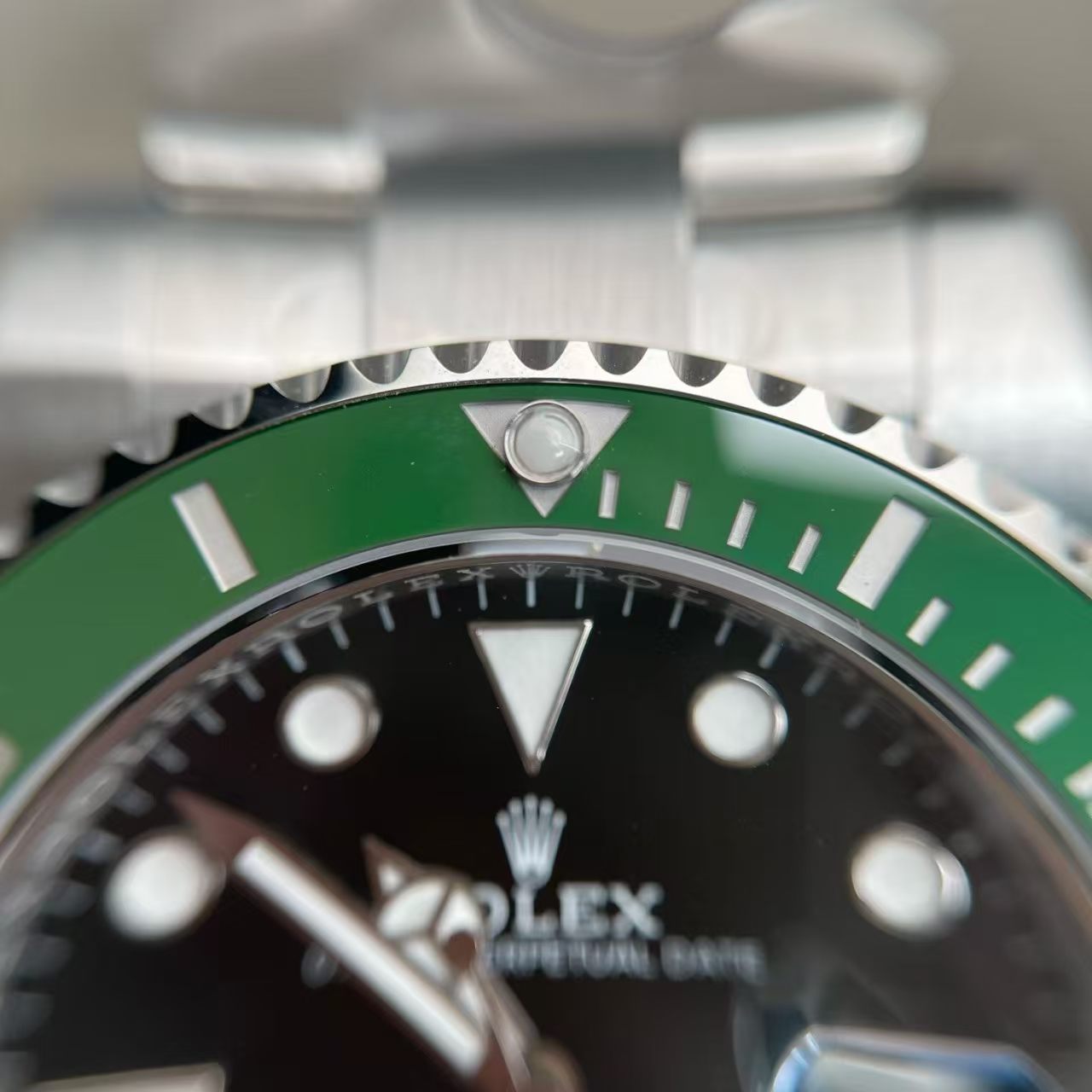 (image for) Clean Plus Rolex Submariner Starbucks 126610LV Green Ceramic Bezel Black Dial Super Clone 3235 Movement
