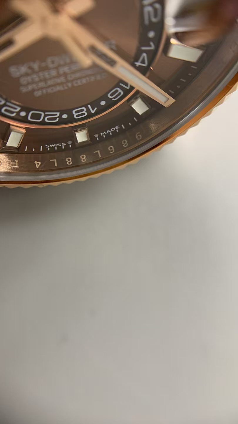 (image for) Noob Factory Rolex Sky-Dweller 336235 Rose Gold Case Chocolate Dial Black Rubber Band