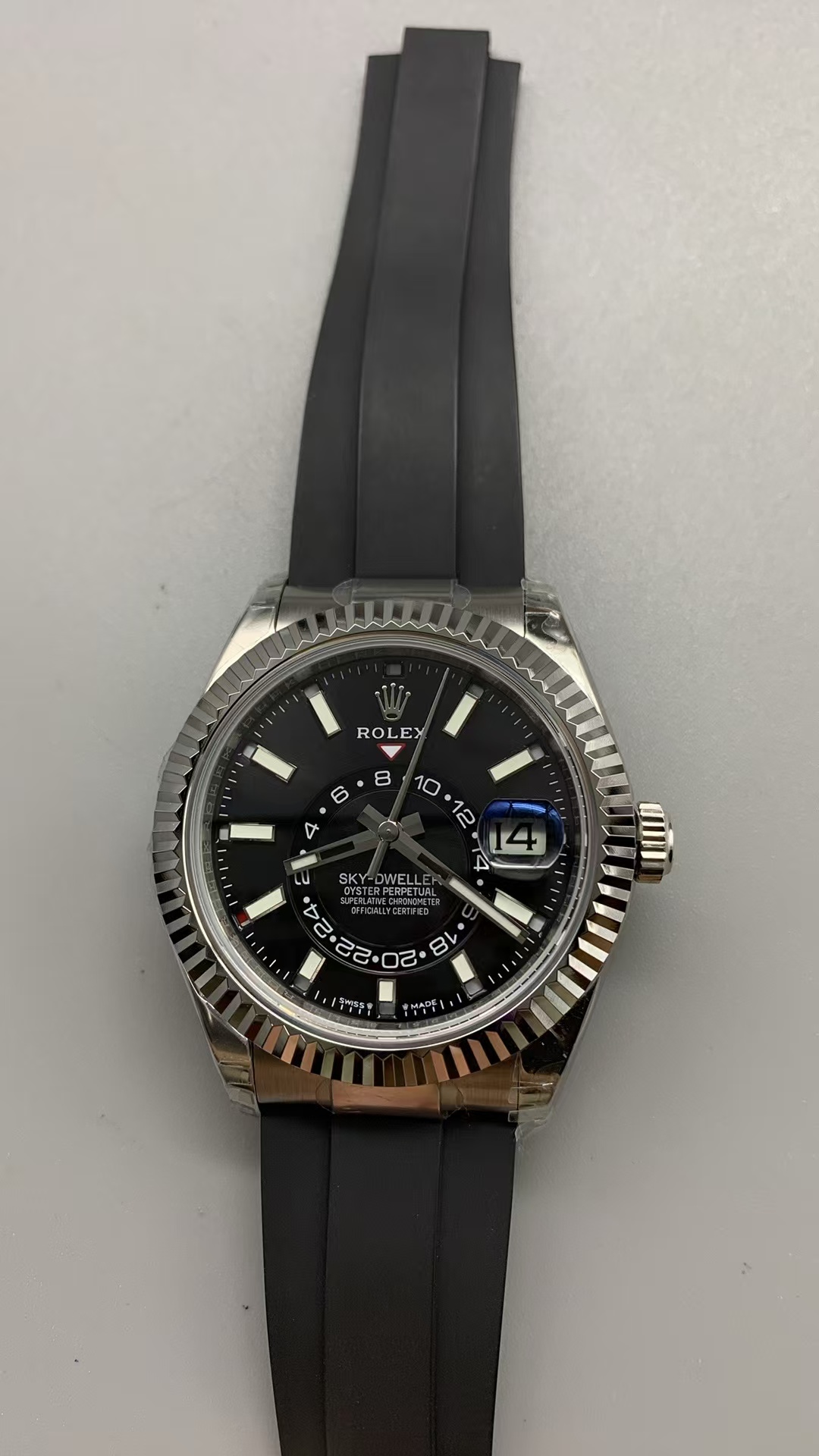 (image for) Noob Factory Rolex Sky-Dweller 336239 Black Dial Black Rubber Band
