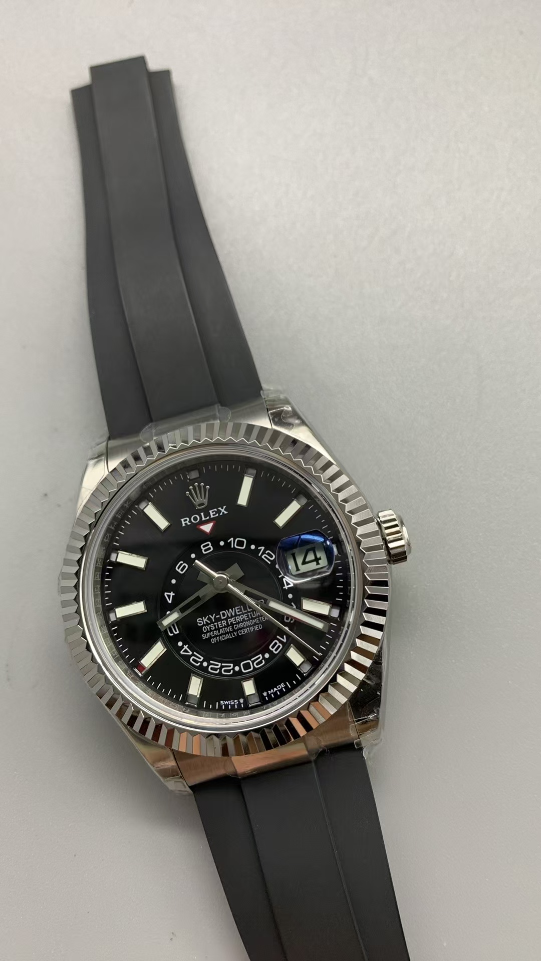 (image for) Noob Factory Rolex Sky-Dweller 336239 Black Dial Black Rubber Band