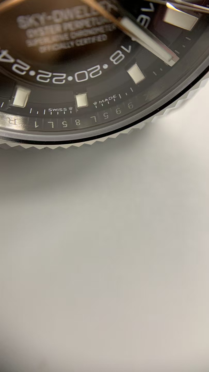 (image for) Noob Factory Rolex Sky-Dweller 336239 Black Dial Black Rubber Band