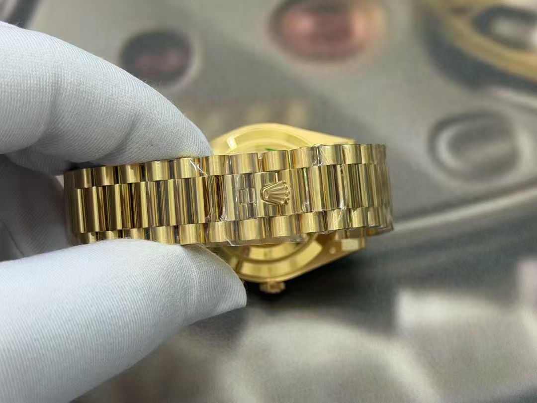 (image for) VSF Rolex Day-Date Yellow Gold Case Black Dial Baguette-cut Diamond Markers Super Clone 3255 Movement