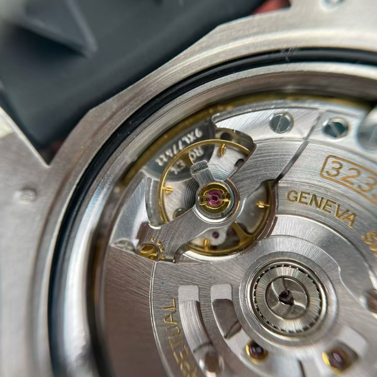 (image for) RW Factory Rolex YachtMaster 226659 Super Clone 3235 Movement with Free-Sprung Balance Rubber Band