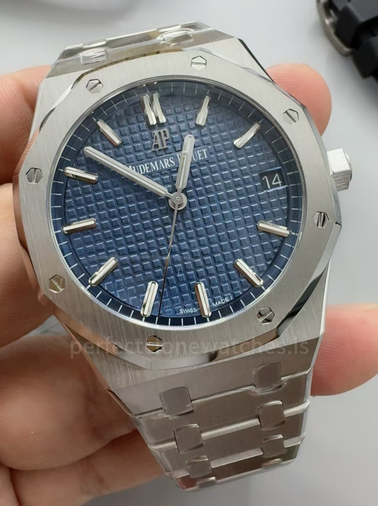 (image for) ZF Audemars Piguet Royal Oak 15500 Free-Sprung Clone 4302 Movement Blue Dial