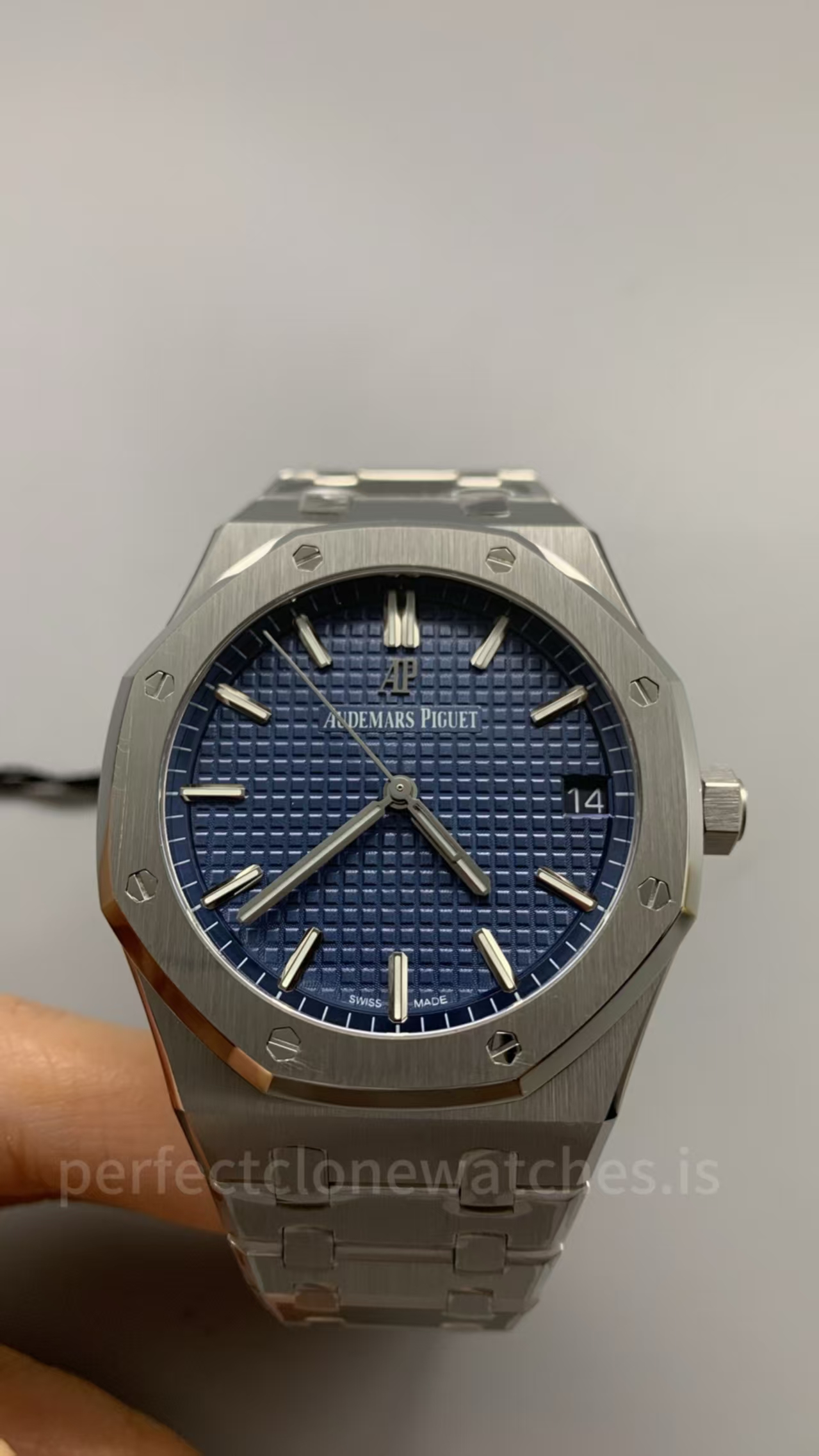 (image for) ZF Audemars Piguet Royal Oak 15500 Free-Sprung Clone 4302 Movement Blue Dial