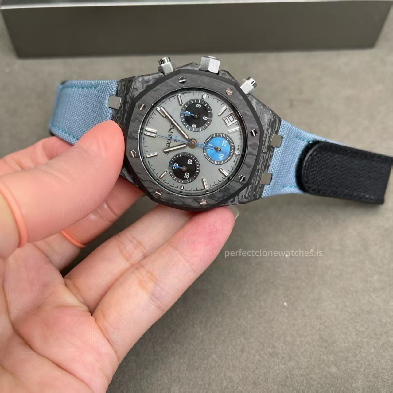 (image for) DiW Voidline Audemars Piguet Royal Oak Chrono 26240 Grewhawk Free-Sprung 4401 Movement