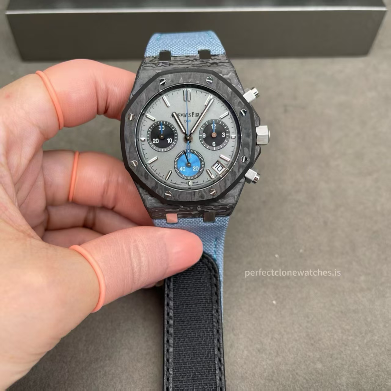 (image for) DiW Voidline Audemars Piguet Royal Oak Chrono 26240 Grewhawk Free-Sprung 4401 Movement
